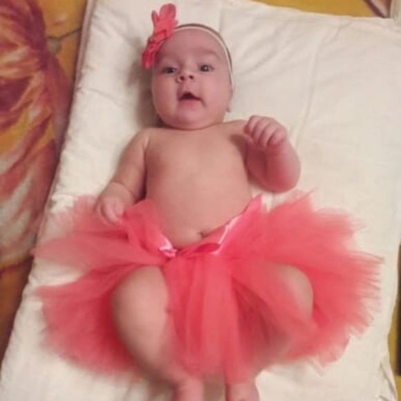 Top Sale Baby Girl Tulle Tutu Skirt and Flower Hea - Picture 2 of 2